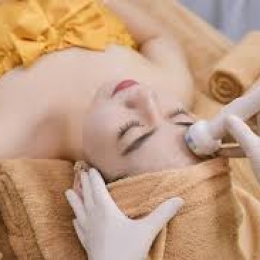 Liệu trình massage chăm sóc da mặt chuyên sâu